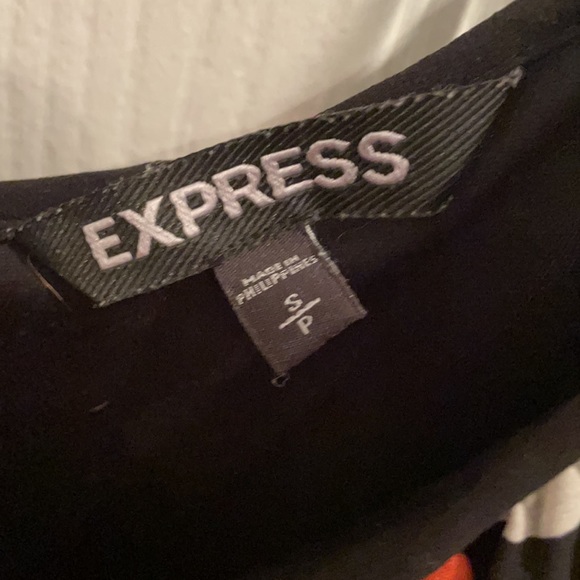 Express cute tank top - Picture 2 of 4